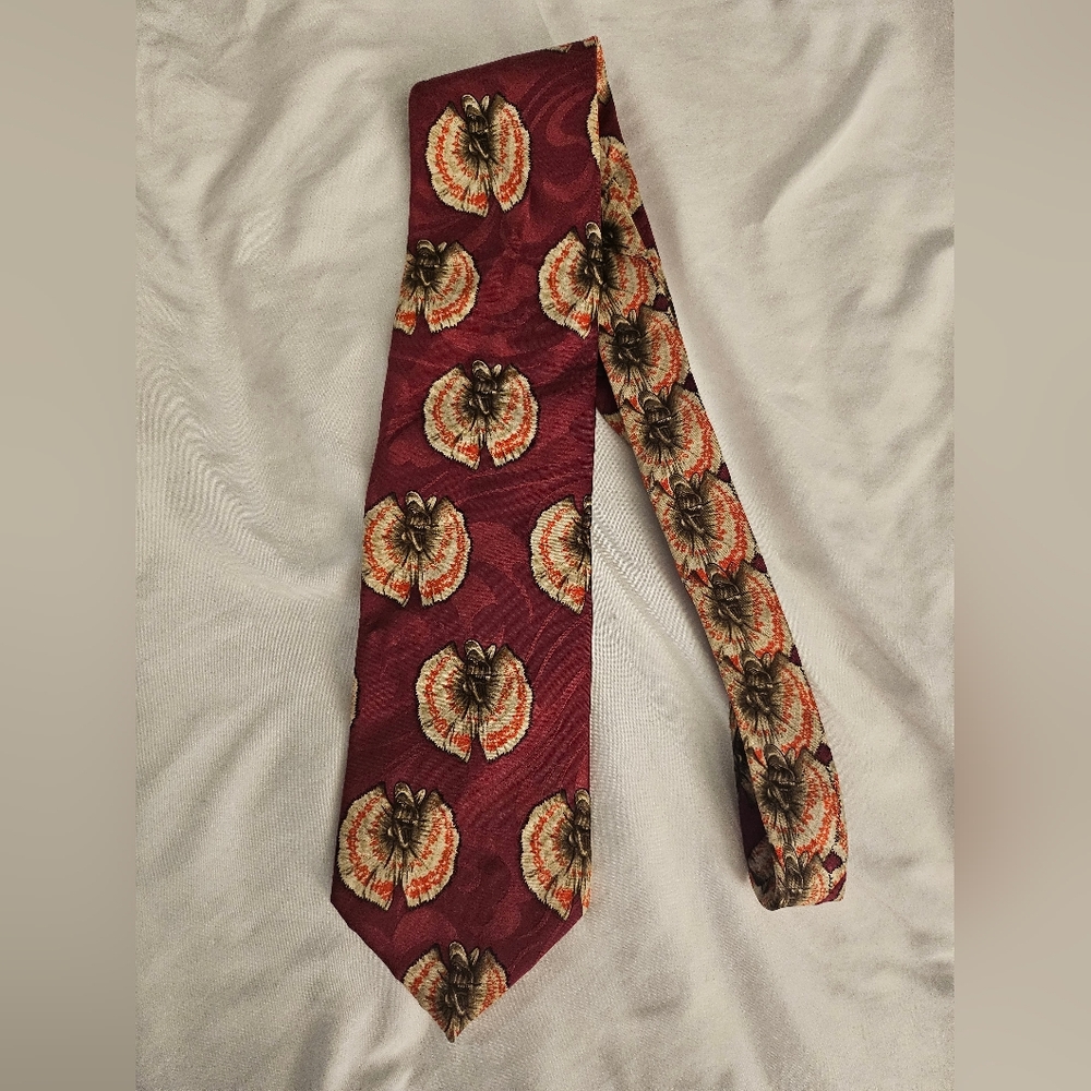 Jurrassic Park Designer Neck Tie‎ By MBP " Dilophosaur Spitter " Maroon